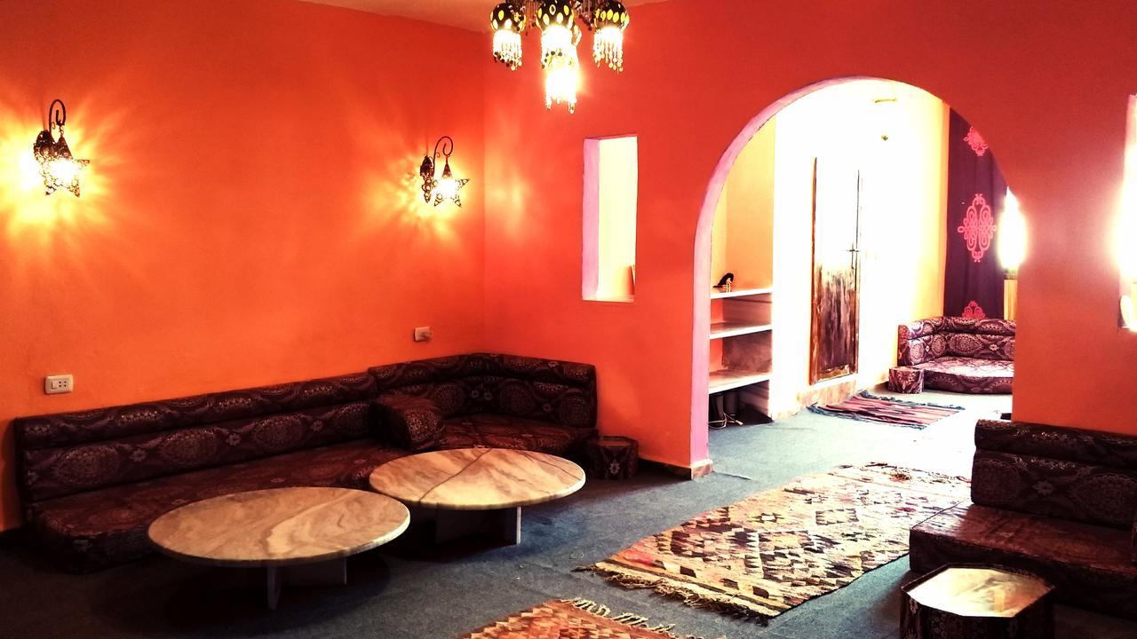 Petra Bedouin Bed And Breakfast ワディ・ムーサ エクステリア 写真